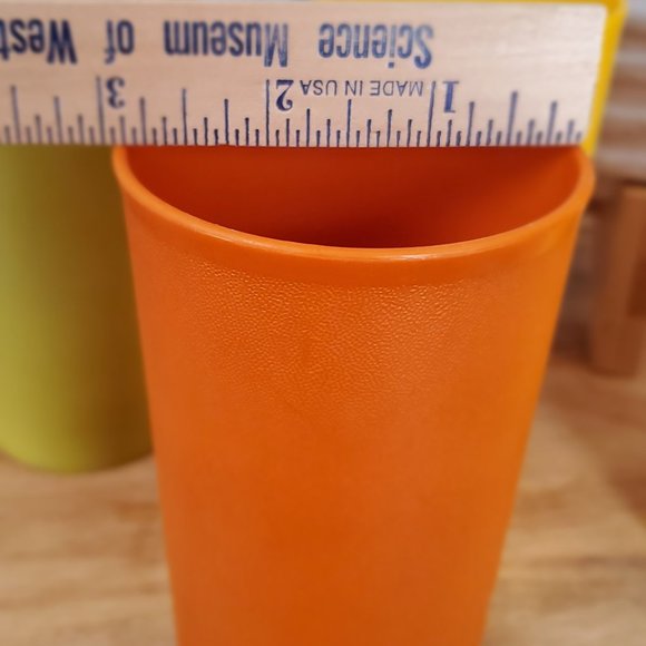 Vintage Tupperware Tumblers Set of 6 BOHO colors - Picture 7 of 7